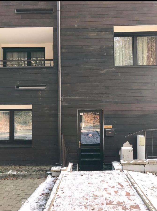 Utulny Apartman Triangel 50M Od Lyziarskeho Vleku Zahradky Donovaly Bagian luar foto
