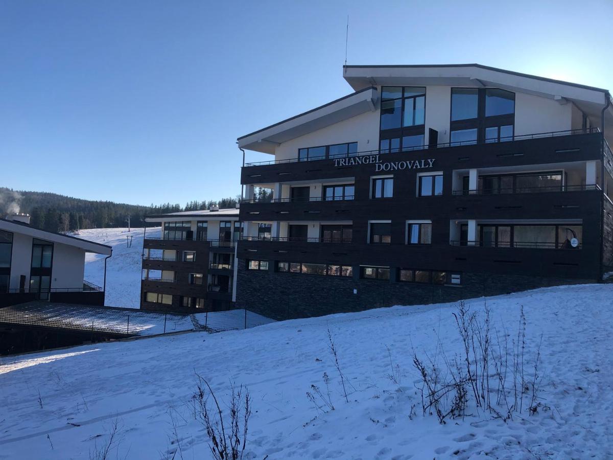Utulny Apartman Triangel 50M Od Lyziarskeho Vleku Zahradky Donovaly Bagian luar foto